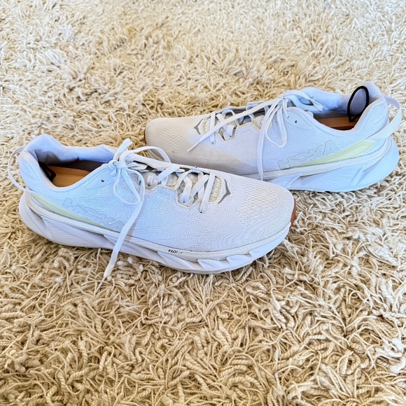 Hoka Mens One One Elevon 2 Comfort Running Shoes White/Tan Size 14 main image 9